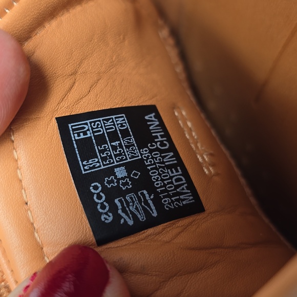 Ecco Street Tray Perforated Sneakers Camel Color Women's Size 5-5.5 - Picture 7 of 7